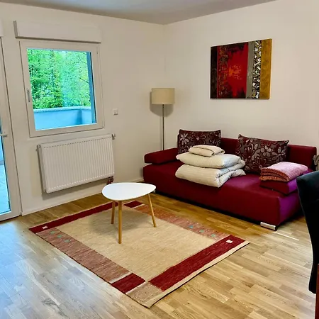 Erholung An Den Wasserfaellen - In - Stilvolles Mit Terrasse, Parkplatz & Ruhiger Lage * Baden-Baden