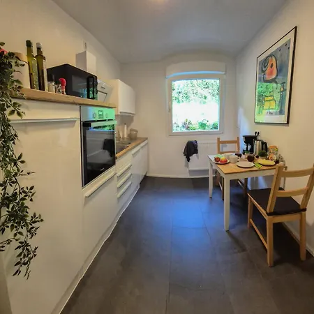 Erholung An Den Wasserfaellen - In - Stilvolles Mit Terrasse, Parkplatz & Ruhiger Lage Apartment Baden-Baden
